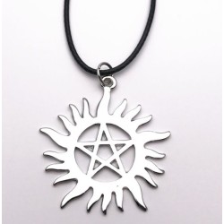 Supernatural collier...