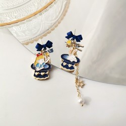 Boucles d'oreilles Alice et le chapeau magique