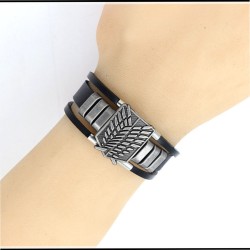 ATTAQUE DES TITANS BRACELET...