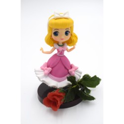 DISNEY - Figurine de Collection Q Posket Cendrillon 7cm